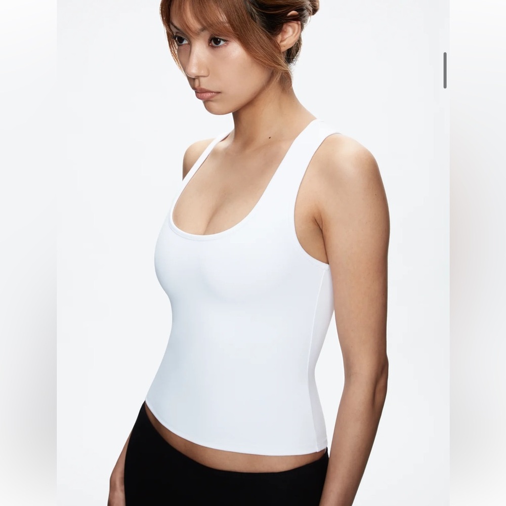 Tank Air white tank NWT medium